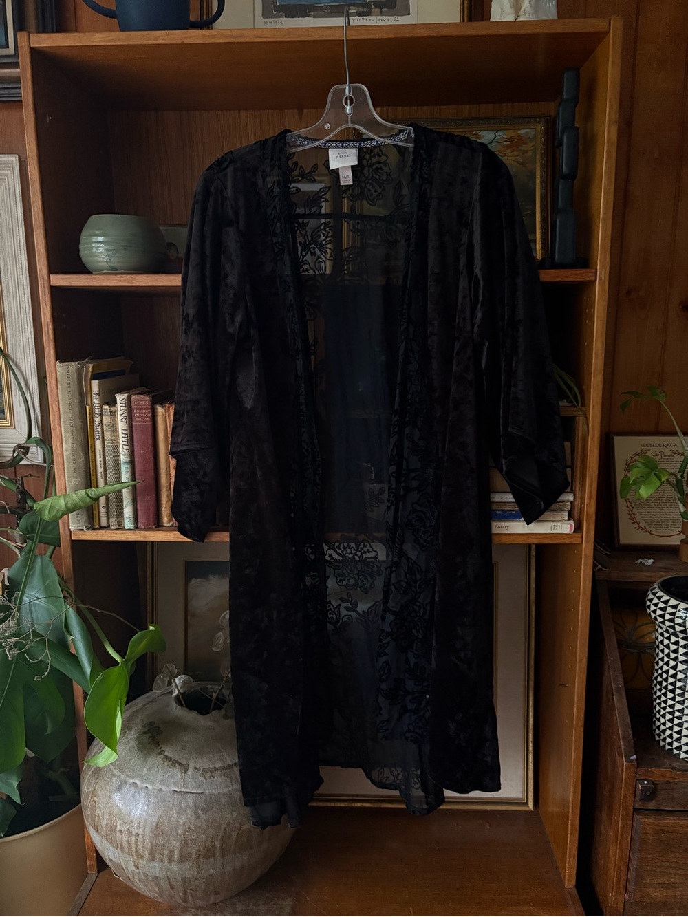 Gothic FairyCore Velvet x Lace Long Cardigan OS